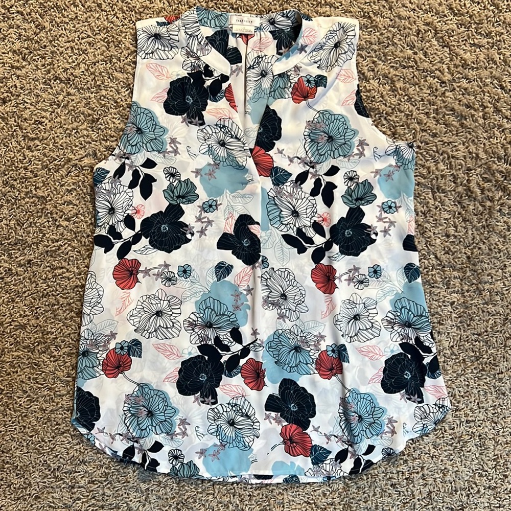 VanHeusen top, size large, good condition, pet and smoke free home.